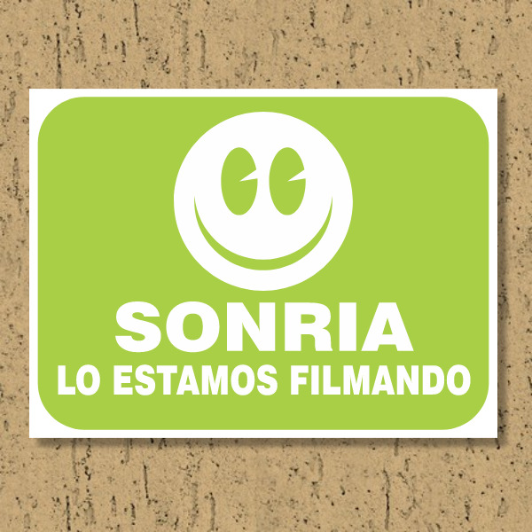 DTH00000576_SONRIA_LO_ESTAMOS_FILMANDO_CALCO_STICKER_STICKERSREMOTOS_072025.jpg